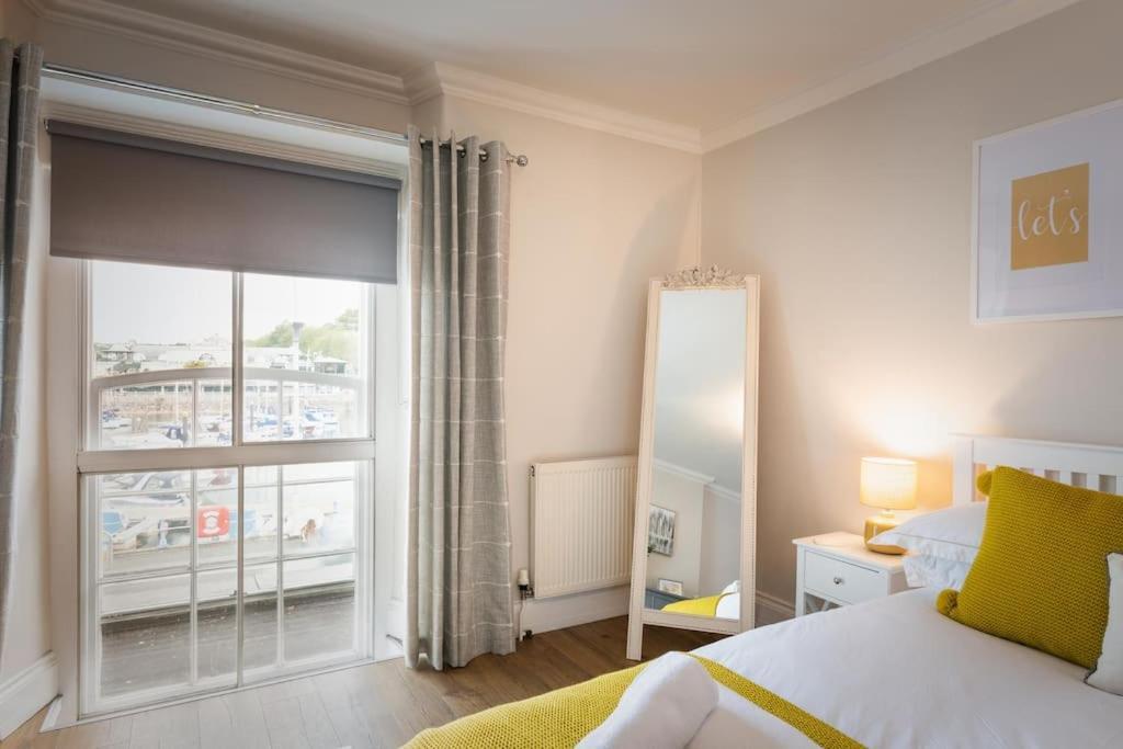 Blue Skies Apartment - Harbour Views Torquay Exterior photo